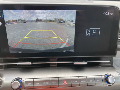 Used 2025 Hyundai Kona SEL image 25