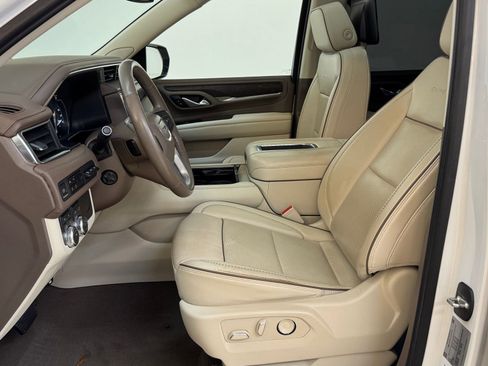 Used 2021 GMC Yukon Denali image 40