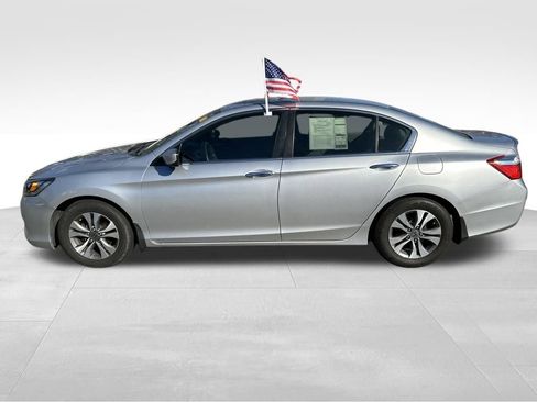 Used 2013 Honda Accord LX image 2