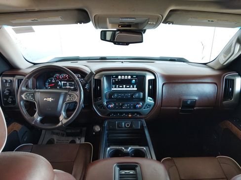 Used 2016 Chevrolet Silverado 1500 High Country w/ High Country Premium Package AWD/4WD image 27