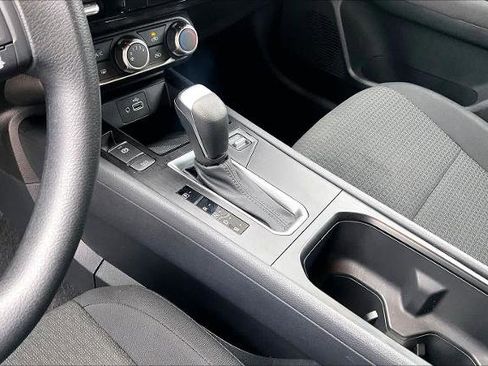 Certified 2025 Nissan Kicks S image 16