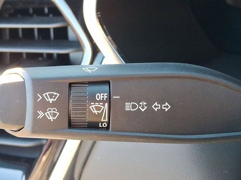 Used 2023 GMC Canyon Elevation w/ Elevation Premium Package image 18