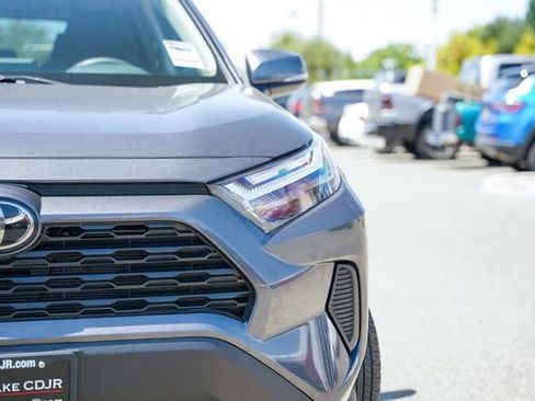 Used 2024 Toyota RAV4 XLE image 3