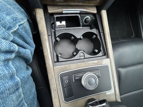 Used 2011 Mercedes-Benz E 350 Sedan image 24