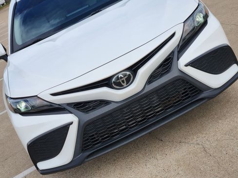 Used 2023 Toyota Camry SE image 14