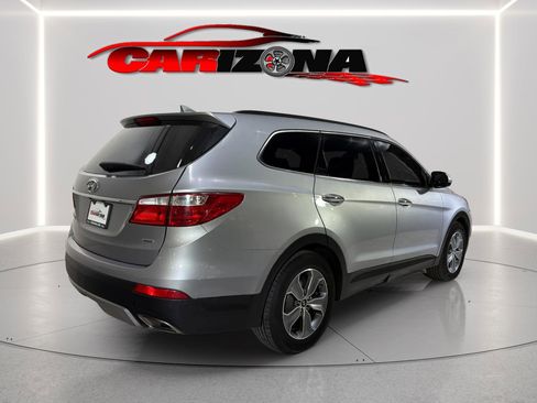 Used 2016 Hyundai Santa Fe SE AWD/4WD image 10