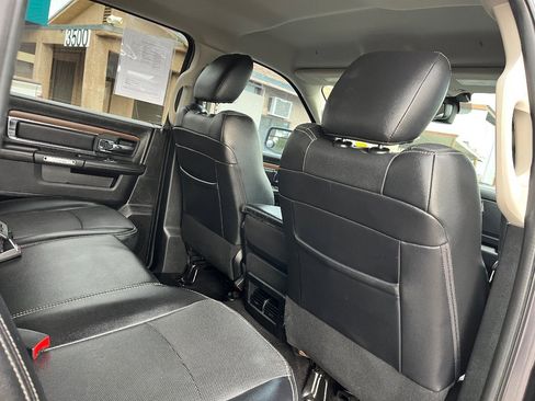 Used 2017 RAM 1500 Laramie image 31