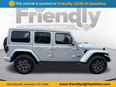 Used 2024 Jeep Wrangler High Altitude image 8