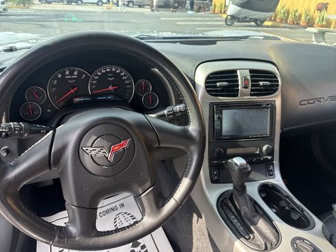 Used 2005 Chevrolet Corvette Coupe w/ Preferred Equipment Group RWD image 29