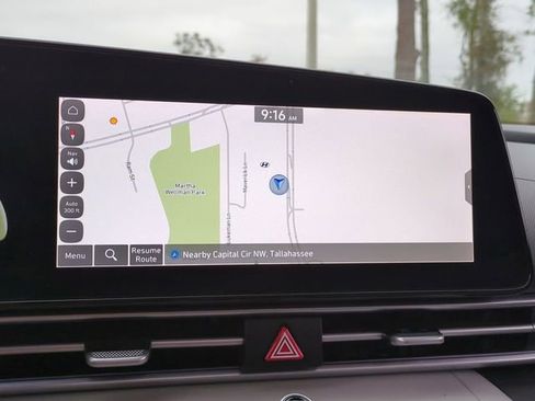 Certified 2023 Hyundai Elantra Limited image 21