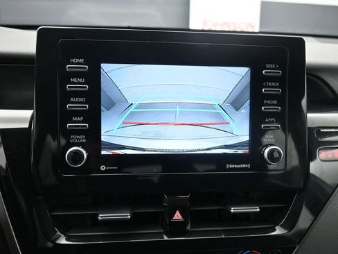 Used 2023 Toyota Camry SE image 15