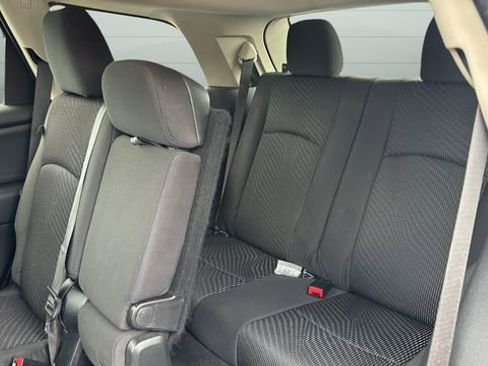 Used 2018 Dodge Journey SE FWD image 23
