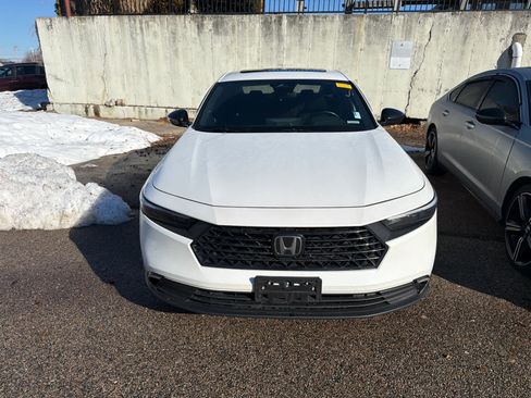 Used 2024 Honda Accord Sport image 6