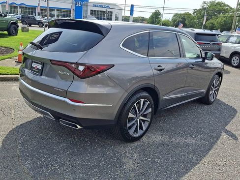 Certified 2026 Acura MDX w/ Technology Package AWD/4WD image 4