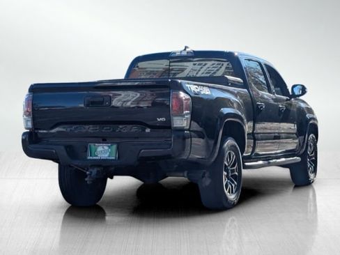 Used 2020 Toyota Tacoma TRD Sport image 4