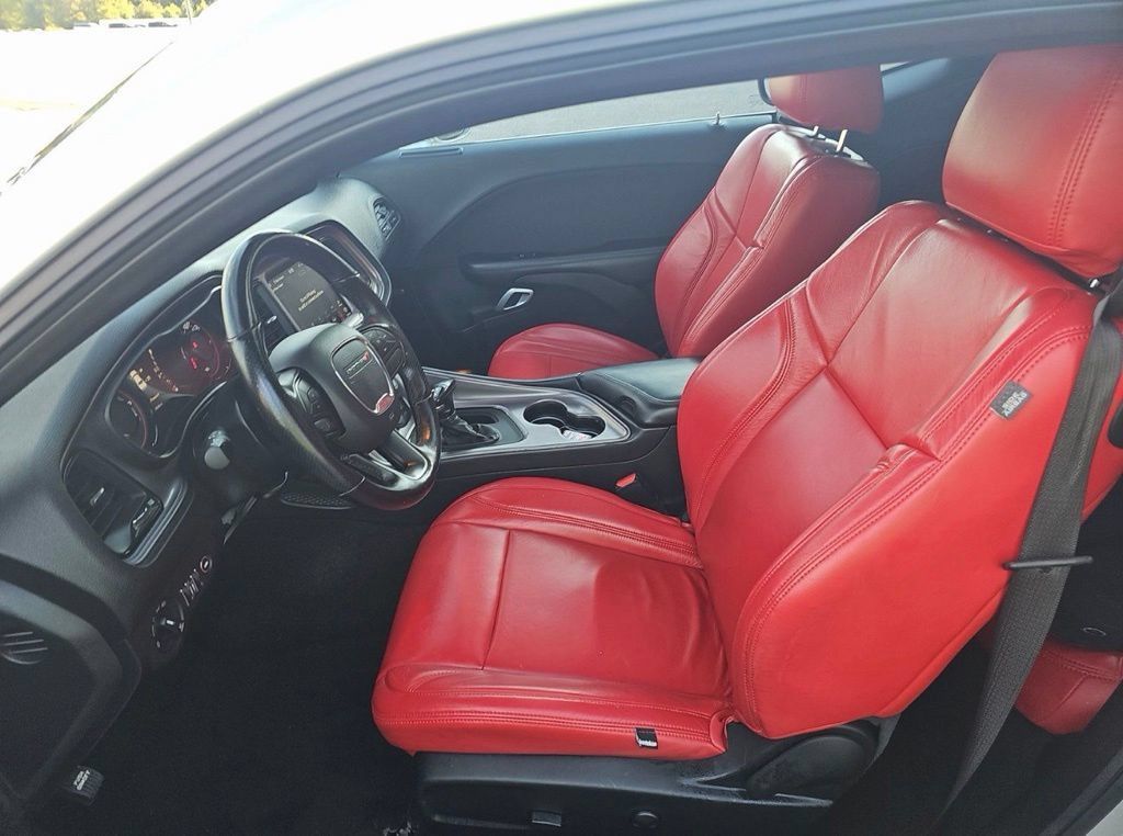 Used 2023 Dodge Challenger SXT w/ Blacktop Package RWD image 4
