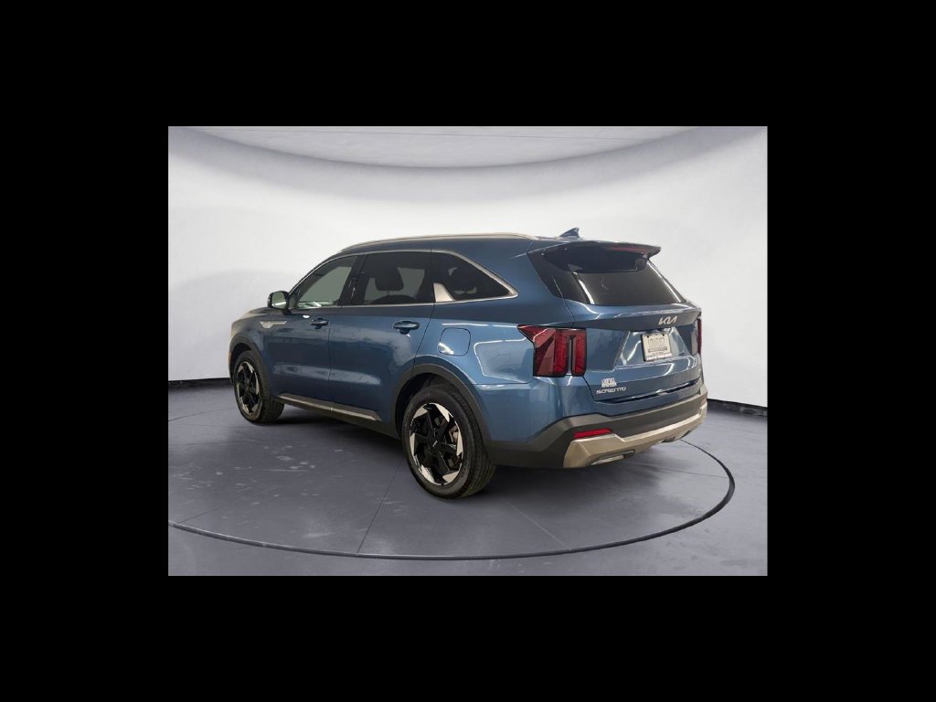 Used 2025 Kia Sorento EX AWD/4WD image 4