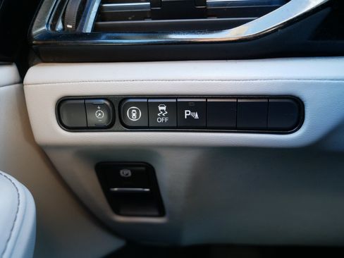 Used 2023 Acura MDX SH-AWD w/ Technology Package image 26