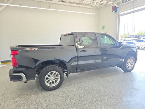 Used 2025 Chevrolet Silverado 1500 LT AWD/4WD image 6