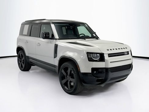 New 2026 Land Rover Defender 110 X-Dynamic SE AWD/4WD image 3
