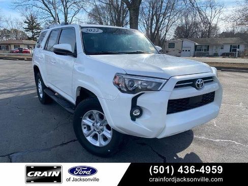 Used 2022 Toyota 4Runner SR5 image 1