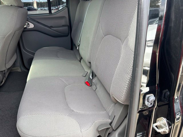 Used 2018 Nissan Frontier SV w/ Value Truck Package AWD/4WD image 11
