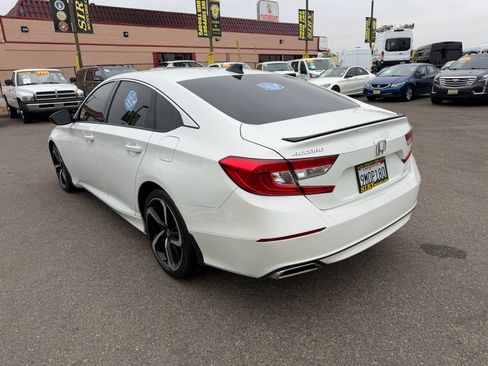 Used 2022 Honda Accord Sport image 5