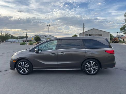 Used 2020 Honda Odyssey Elite image 8