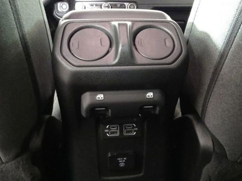 Used 2025 Jeep Wrangler Unlimited Sahara w/ Safety Group AWD/4WD image 33