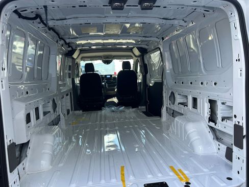 New 2025 Ford Transit 350 350 Low Roof image 21