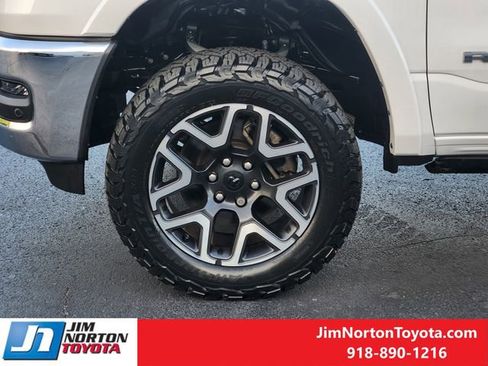 Used 2025 RAM 1500 Laramie w/ Advanced Safety Group II AWD/4WD image 13