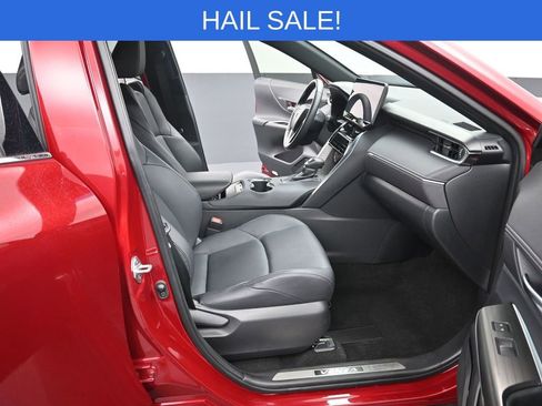Certified 2024 Toyota Venza Nightshade image 36