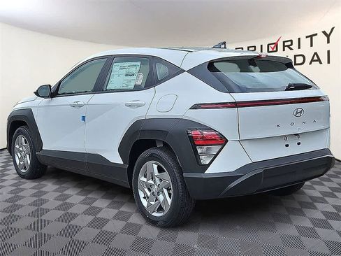New 2026 Hyundai Kona SE image 6