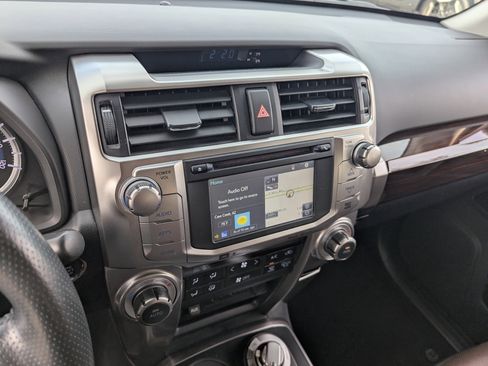 Used 2016 Toyota 4Runner Limited image 23