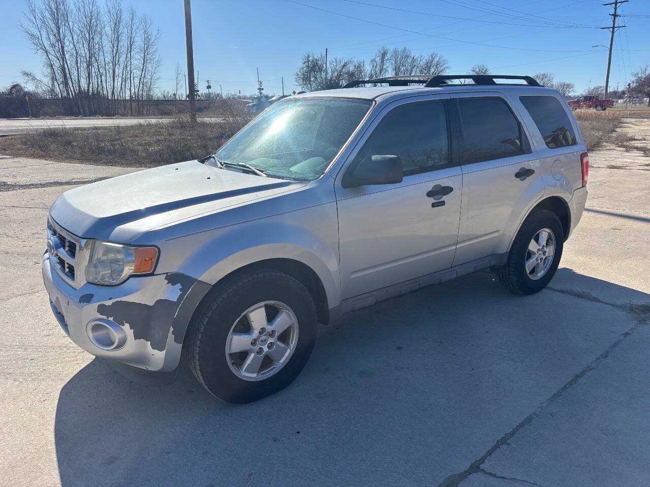 Used 2011 Ford Escape XLT FWD image 3