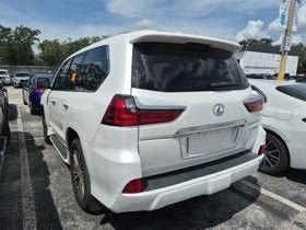 Used 2019 Lexus LX 570 4WD w/ Luxury Package image 2