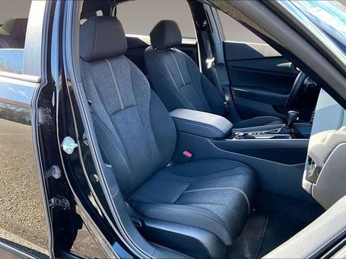 Used 2023 Honda Accord Sport image 23