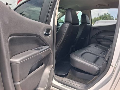 Used 2016 GMC Canyon SLT w/ Driver Alert Package RWD image 10