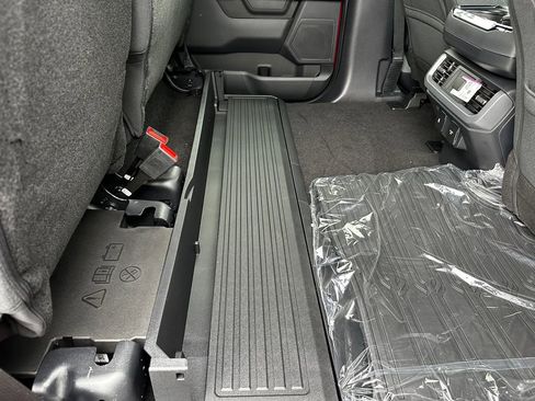 New 2025 Ford F150 XLT w/ Equipment Group 302A MID image 52