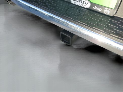 Used 2026 RAM 1500 Laramie image 32