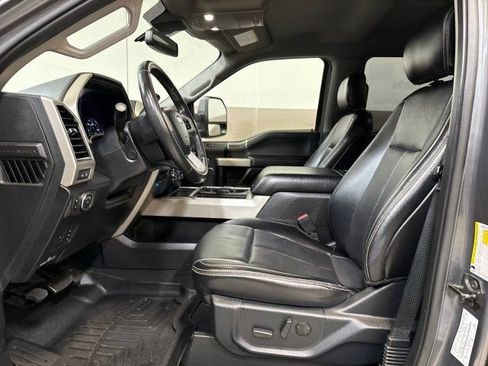Used 2021 Ford F250 Lariat w/ Lariat Ultimate Package AWD/4WD image 11