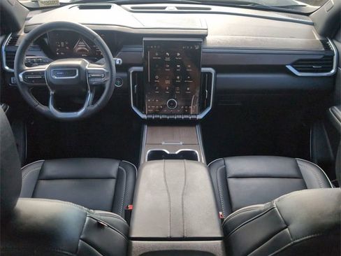 Used 2024 GMC Acadia Denali image 21