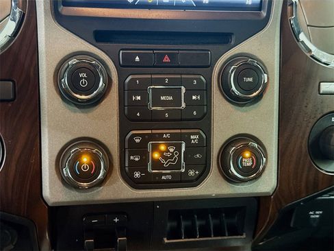 Used 2015 Ford F350 Lariat w/ Lariat Ultimate Package image 16