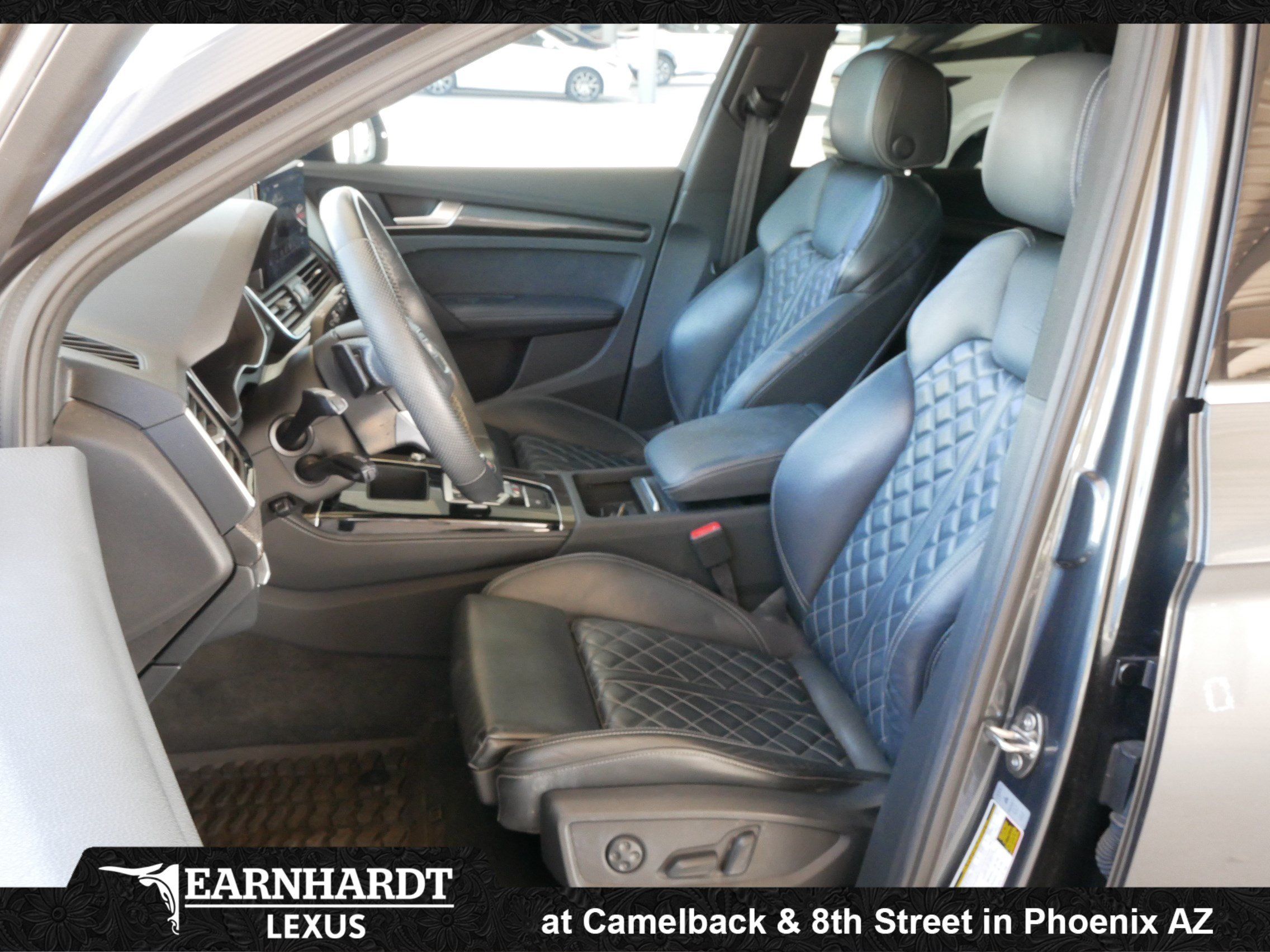 Used 2023 Audi SQ5 Prestige AWD/4WD image 2