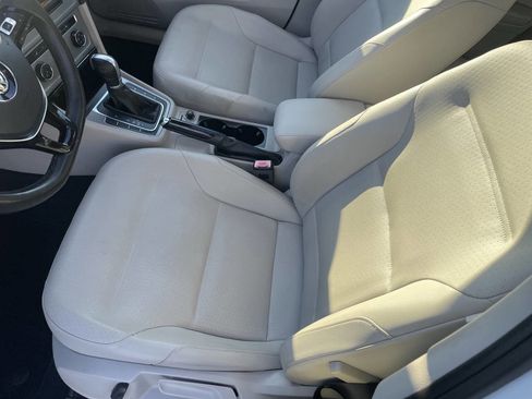 Used 2015 Volkswagen Golf SE FWD image 21