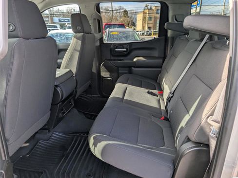 Used 2021 Chevrolet Silverado 1500 Custom image 15