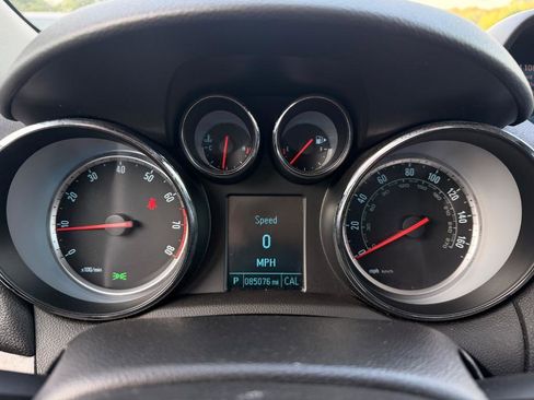 Used 2015 Buick Encore Leather image 3