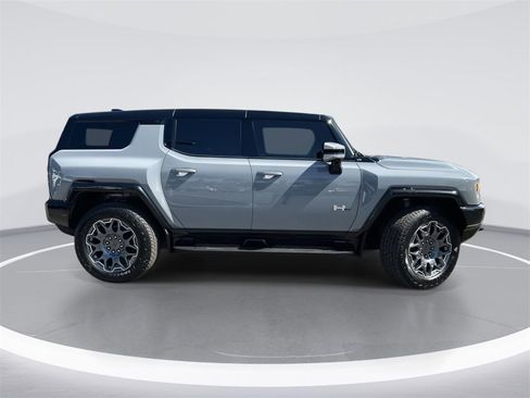 New 2025 GMC Hummer EV 3X image 3