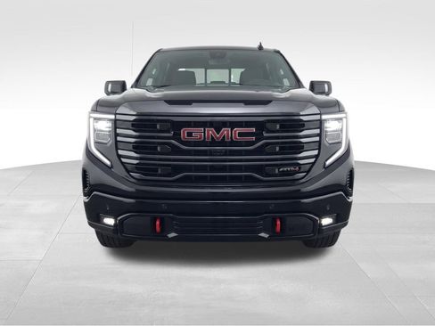 Used 2023 GMC Sierra 1500 AT4 w/ Technology Package AWD/4WD image 5