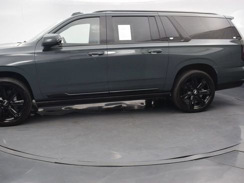 Certified 2026 Cadillac Escalade ESV Sport w/ Touring Package AWD/4WD image 2